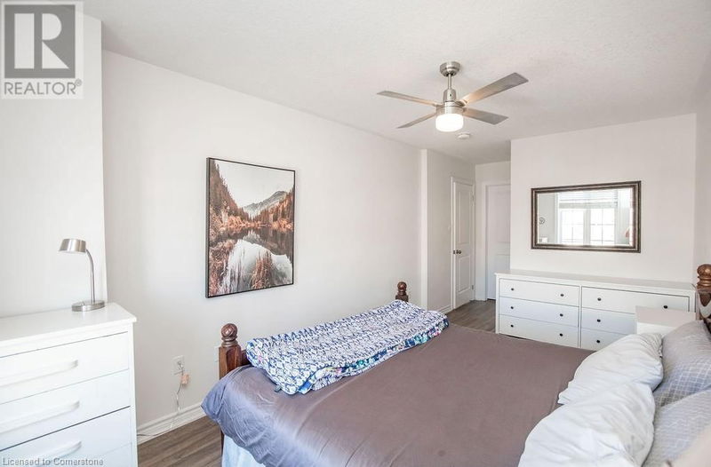 81 HUGILL Way  Waterdown, L8B0A3 | Image 37