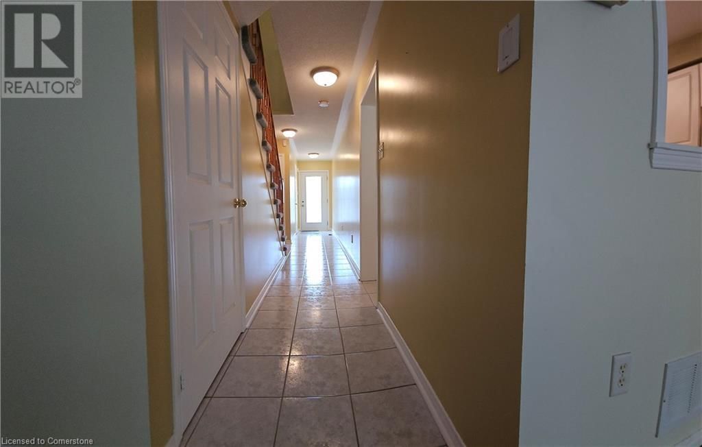 1817 CREEK Way Image 3