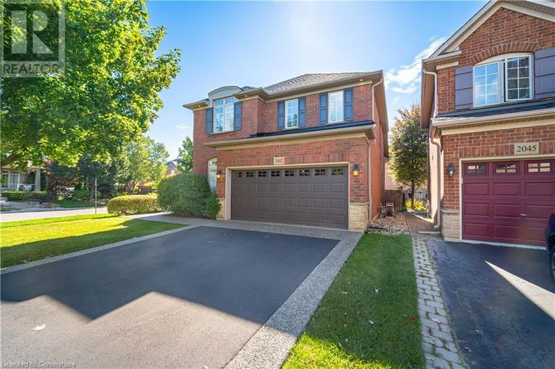 3082 INGLETON Lane  Oakville, L6M5E2 | Image 2