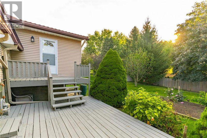 2 HAMILTON Drive  Guelph/Eramosa, N1E0N9 | Image 24