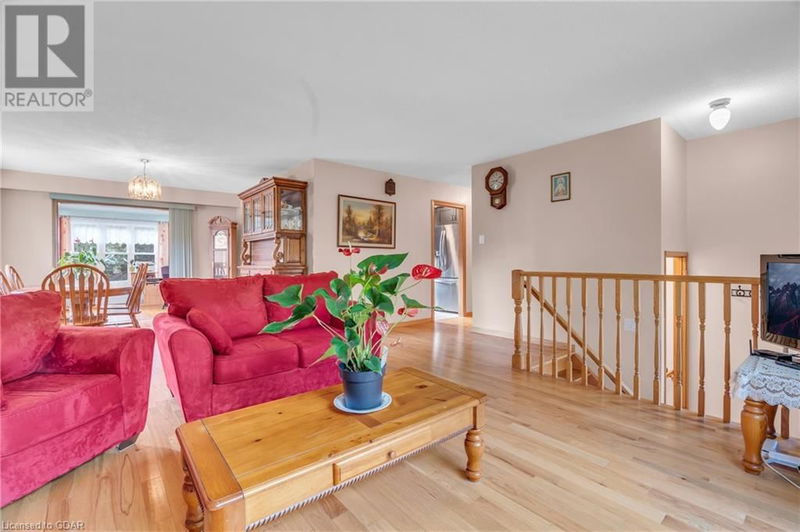 2 HAMILTON Drive  Guelph/Eramosa, N1E0N9 | Image 4