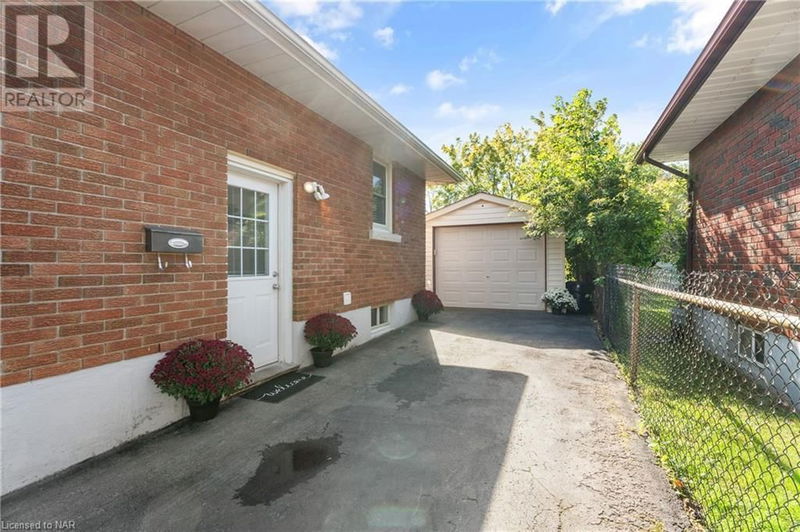 7488 WANLESS Street  Niagara Falls, L2H1C9 | Image 28