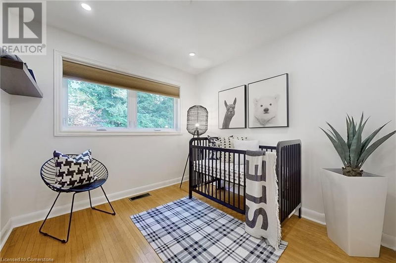 697 GEORGE Street  Burlington, L7R2V8 | Image 20