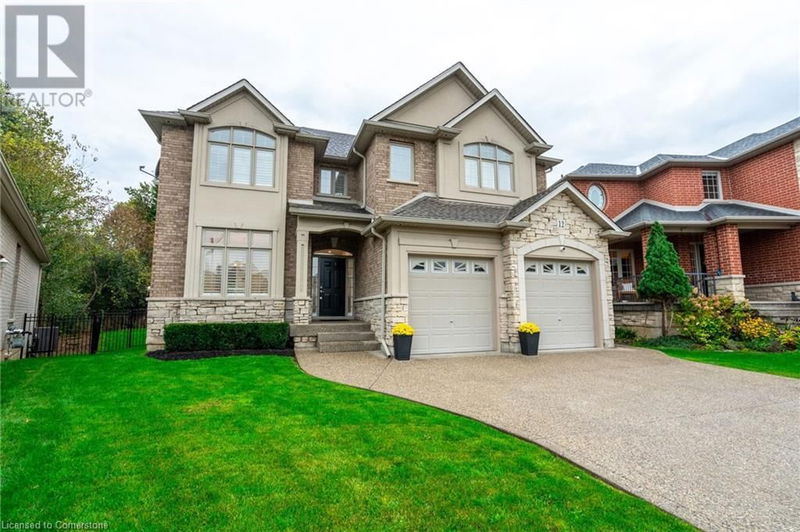 12 COWPER Court  Dundas, L9H7T3 | Image 2