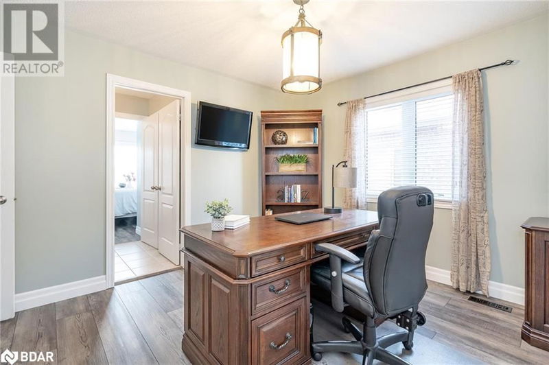 257 KOZLOV Street  Barrie, L4N6R7 | Image 24