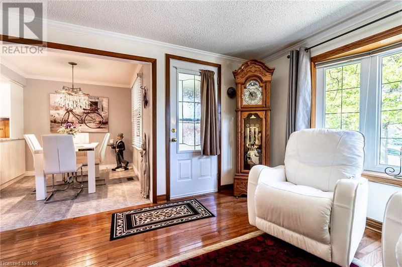 70 MARGERY Avenue  St. Catharines, L2R6K1 | Image 3