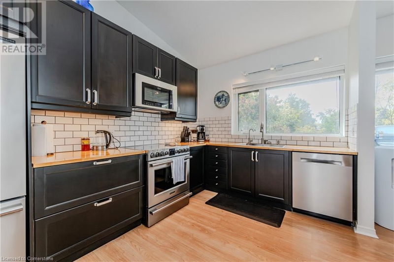 181 DAVID Street  Kitchener, N2G1Y3 | Image 7