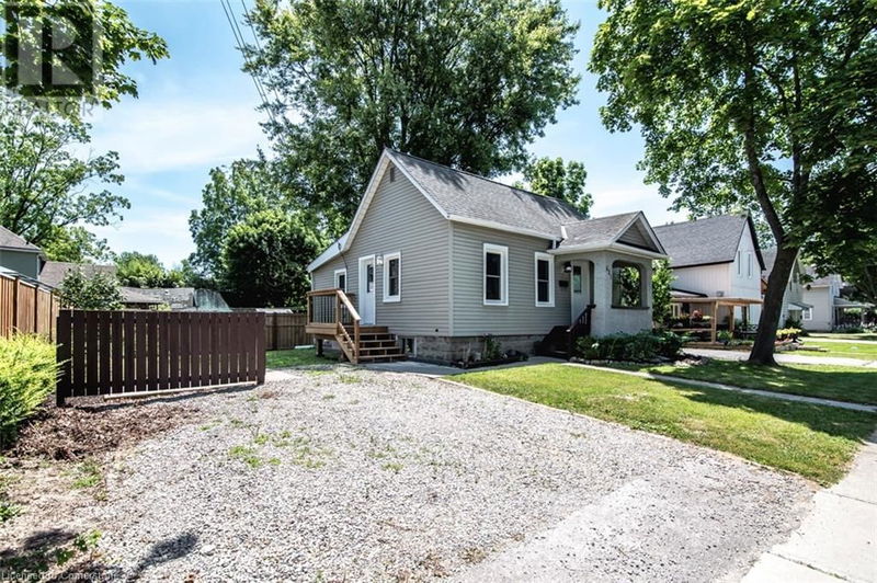 621 PINE Street  Haldimand County, N1A2M1 | Image 2