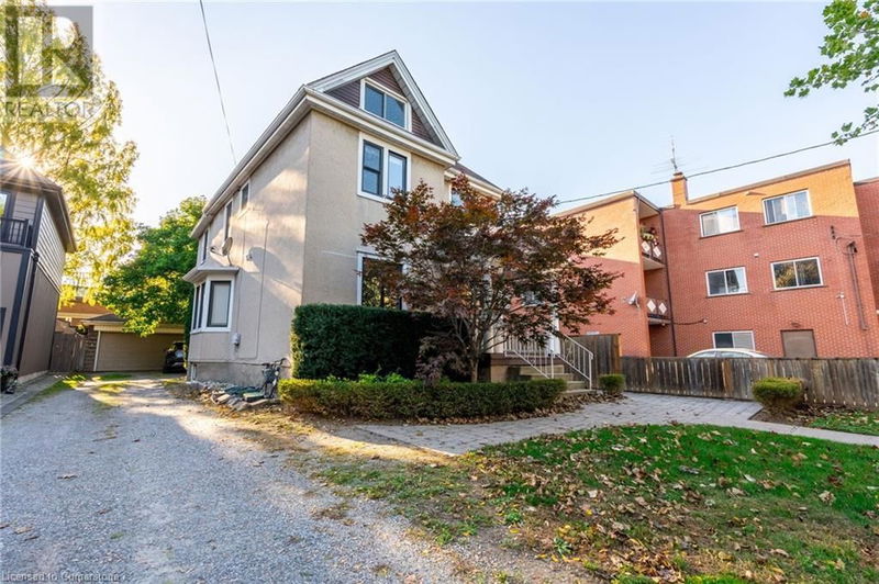 5 YORK Street  St. Catharines, L2R6B7 | Image 34