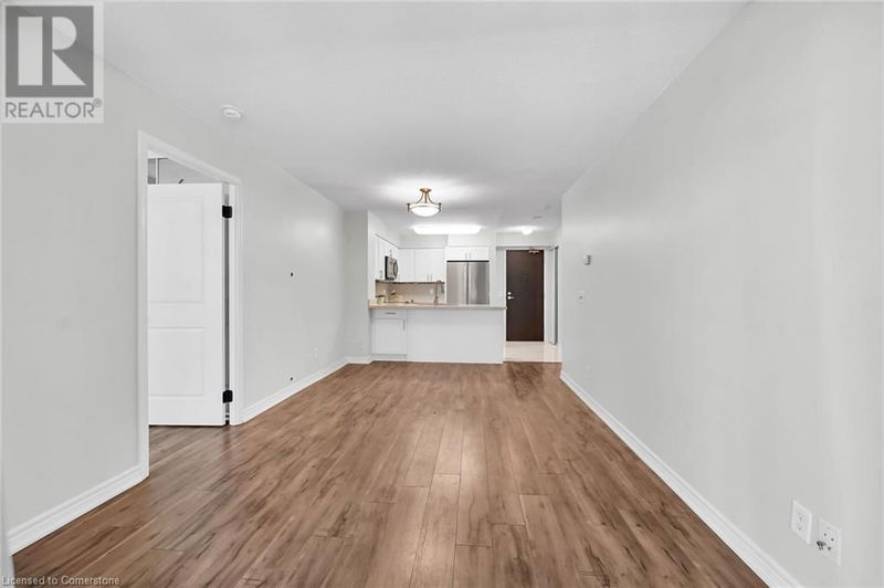 30 GRAND TRUNK Crescent  Toronto, M5J3A4 | Image 27