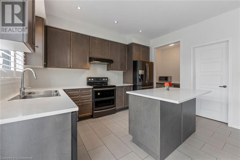 17 LARRY Crescent  Caledonia, N3W1V3 | Image 19