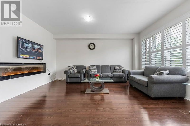 17 LARRY Crescent  Caledonia, N3W1V3 | Image 23