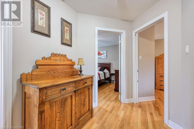 10 HILLSIDE Road  Ingersoll, N5C4B5 | Image 19