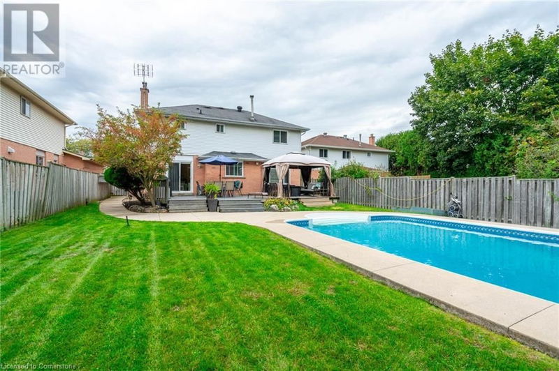 2083 EDGEBANK Court  Burlington, L7M2S8 | Image 32