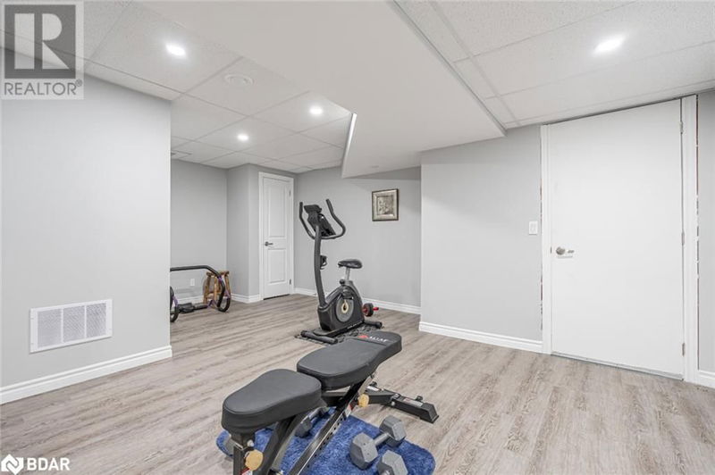 35 ROYAL PARK Boulevard  Barrie, L4N6M8 | Image 19