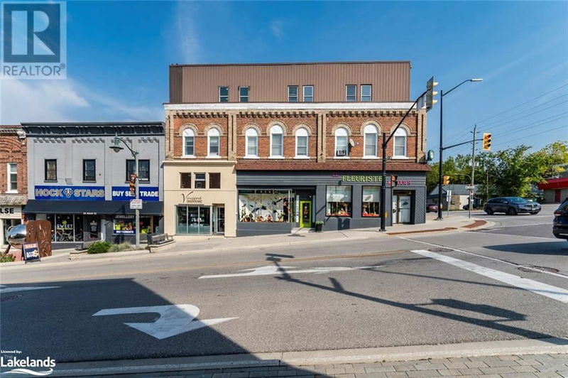 87 MAIN Street  Penetanguishene, L9M1S8 | Image 2