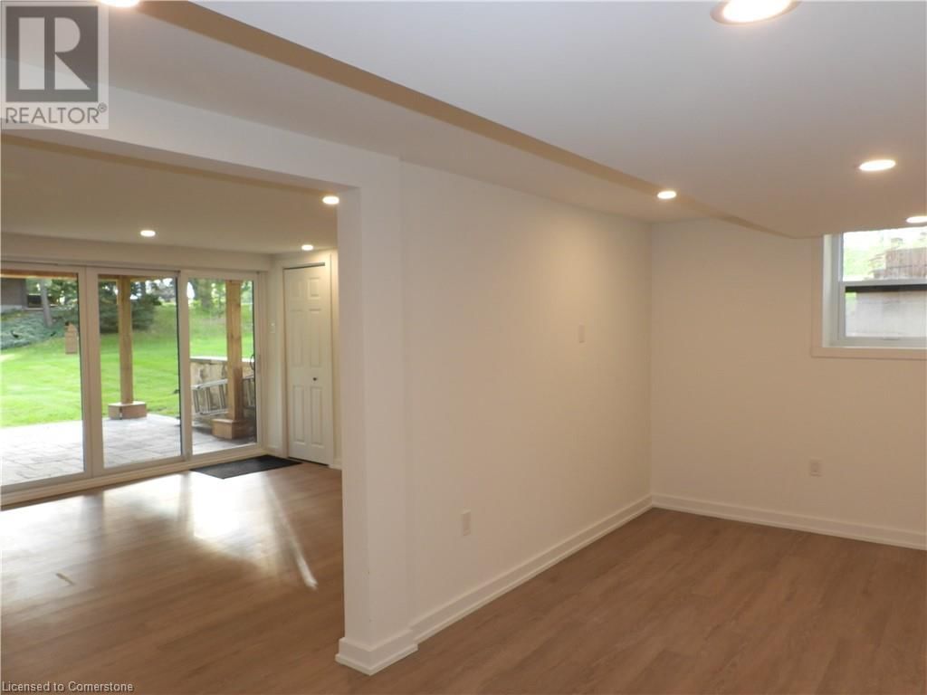 7 BAYVIEW Avenue Unit# Basement Image 9