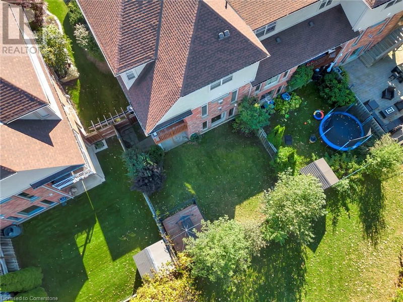 16 WOODSMERE Drive  Kitchener, N2P2X2 | Image 37