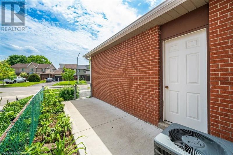 128 FANSHAWE Drive  Brampton, L6Z1B1 | Image 27