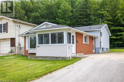 2543 3RD Avenue East Owen Sound, N4K2M5 | Image 1