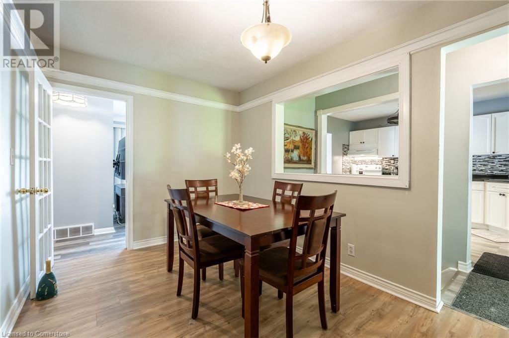 6388 DOREEN DRIVE Image 10