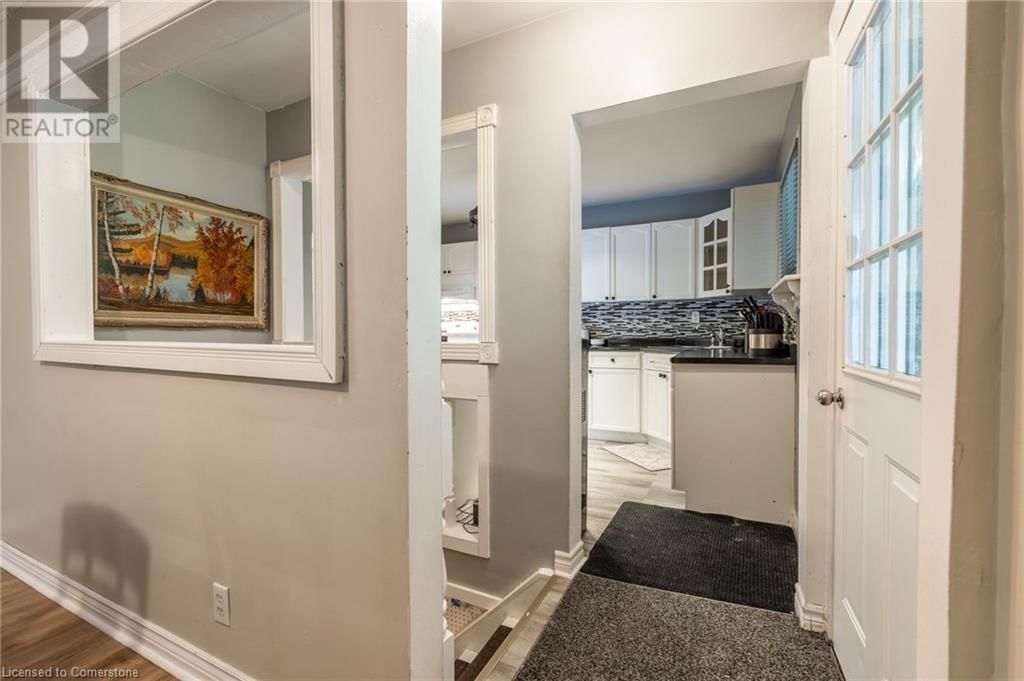 6388 DOREEN DRIVE Image 16