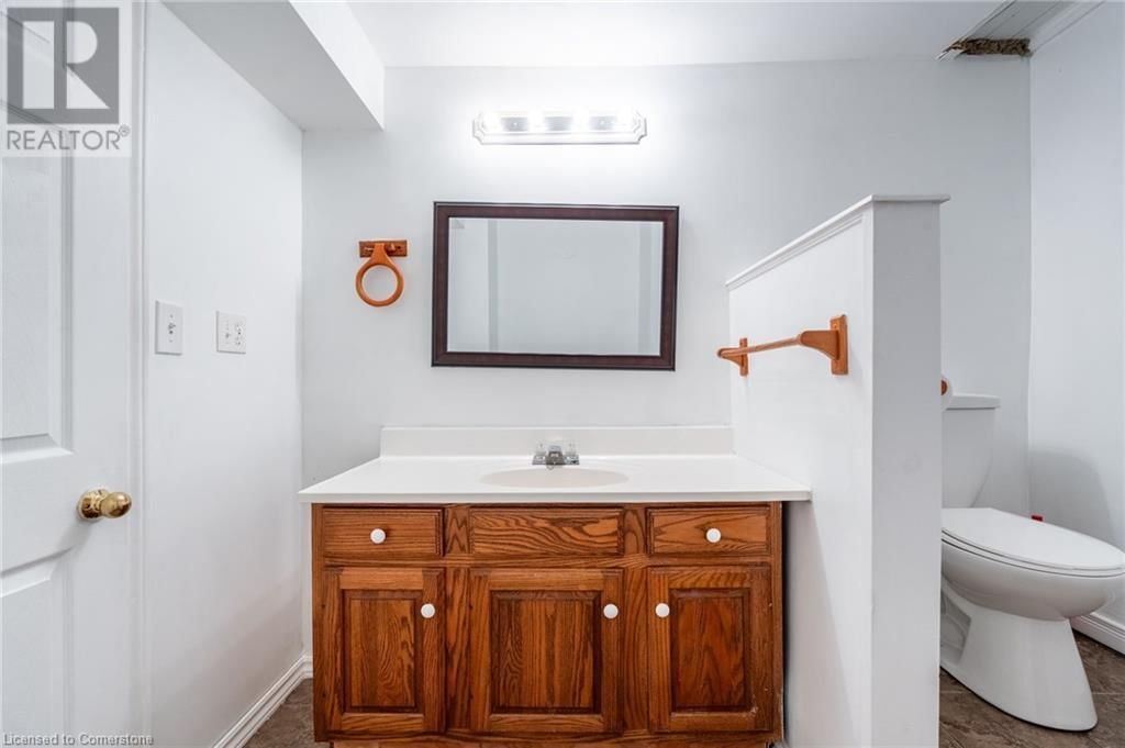 6388 DOREEN DRIVE Image 25