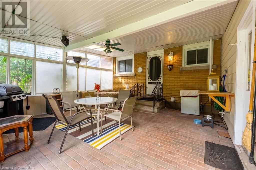 6388 DOREEN DRIVE Image 28