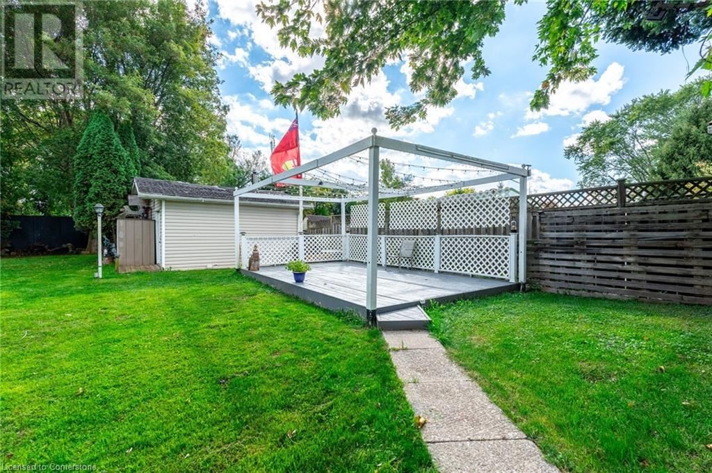 6388 DOREEN DRIVE Image 31