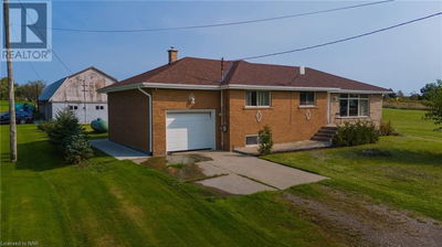 1153 RIDGE Road  Stoney Creek, L8J2X5 | Image 1