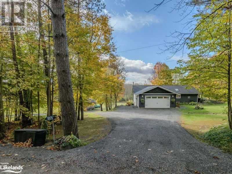 1825 FALKENBURG Road  Bracebridge, P1L1X4 | Image 1