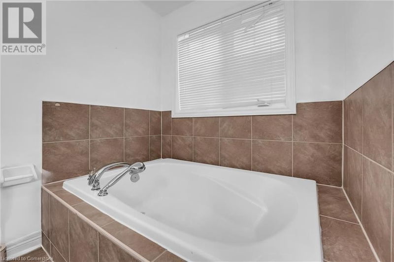 5421 BESTVIEW Way  Mississauga, L5M0B1 | Image 26