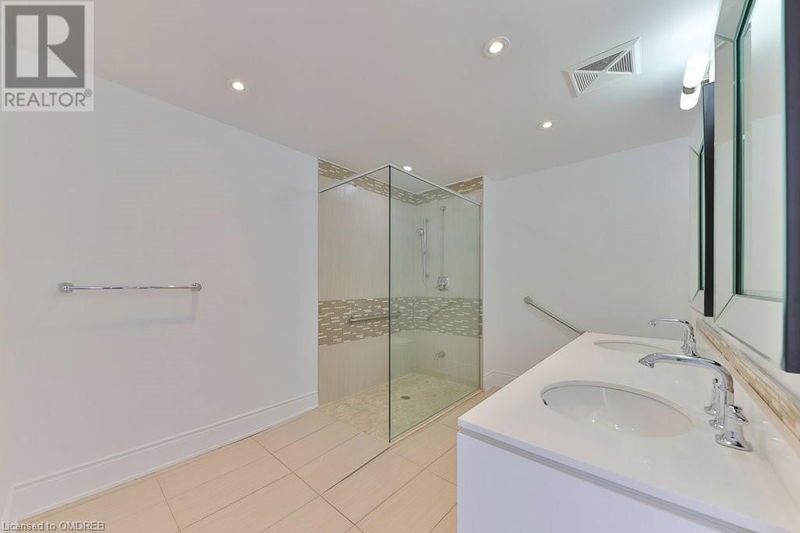 3500 LAKESHORE Road West Oakville, L6L0B4 | Image 25