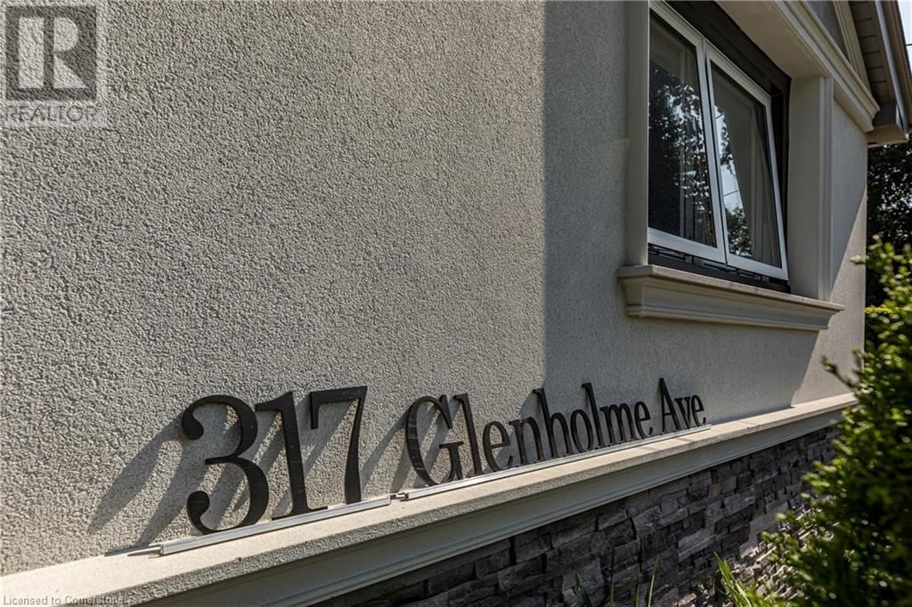 317 GLENHOLME Avenue Image 3