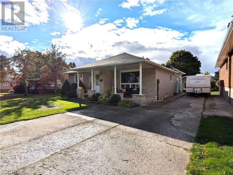 1746 6TH Avenue East Owen Sound, N4K2V8 | Image 2