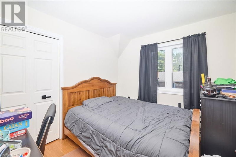 595 DAYTONA Drive  Fort Erie, L2A4Z5 | Image 24