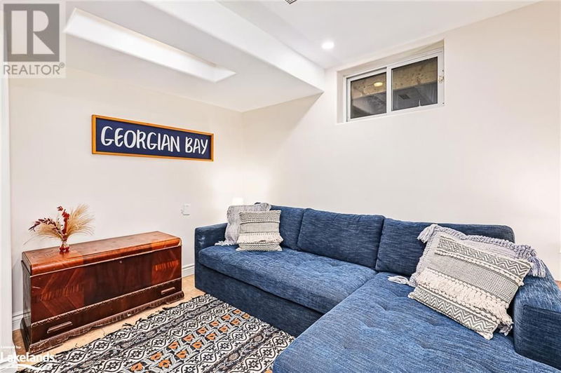 89 DILLON Drive  Collingwood, L9Y4S4 | Image 21