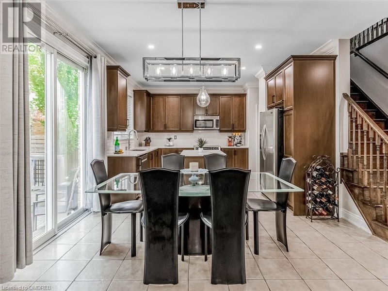 323 MCDOUGALL Crossing  Milton, L9T0N5 | Image 12