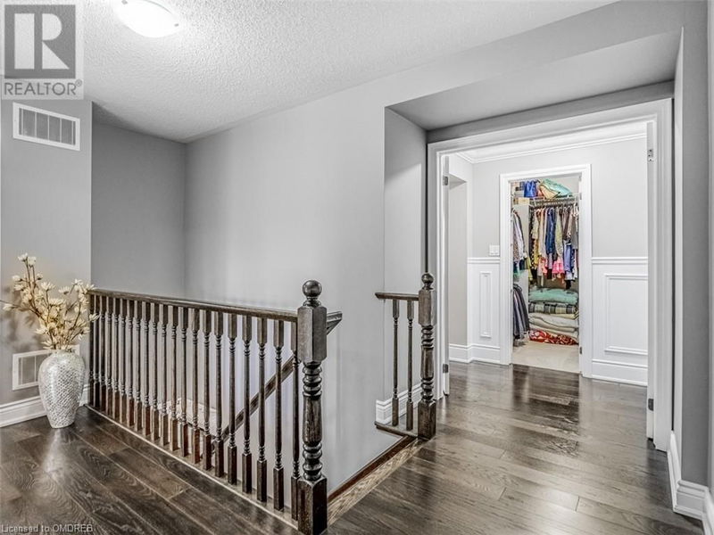 323 MCDOUGALL Crossing  Milton, L9T0N5 | Image 18