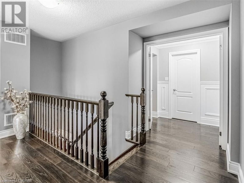 323 MCDOUGALL Crossing  Milton, L9T0N5 | Image 19