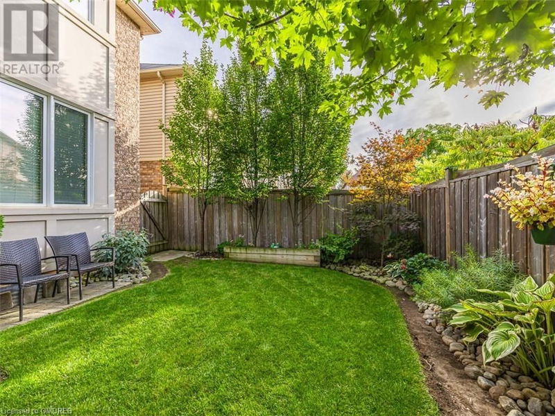 323 MCDOUGALL Crossing  Milton, L9T0N5 | Image 33