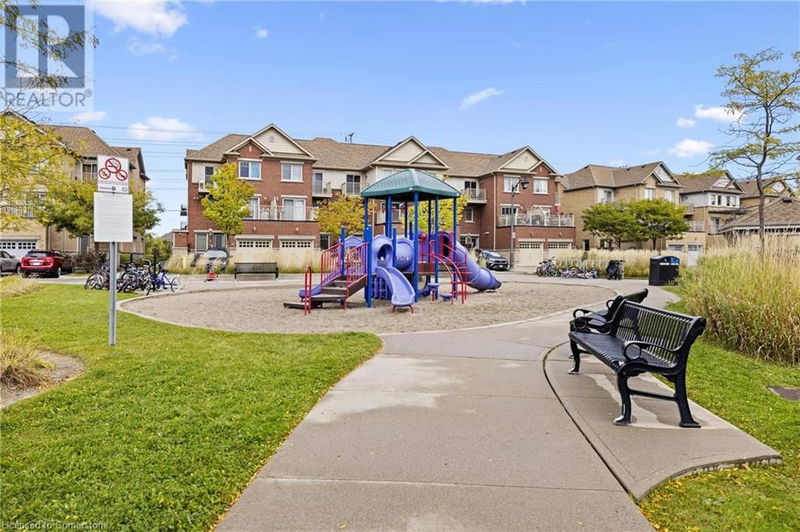 5625 OSCAR PETERSON Boulevard  Mississauga, L5M0T2 | Image 17