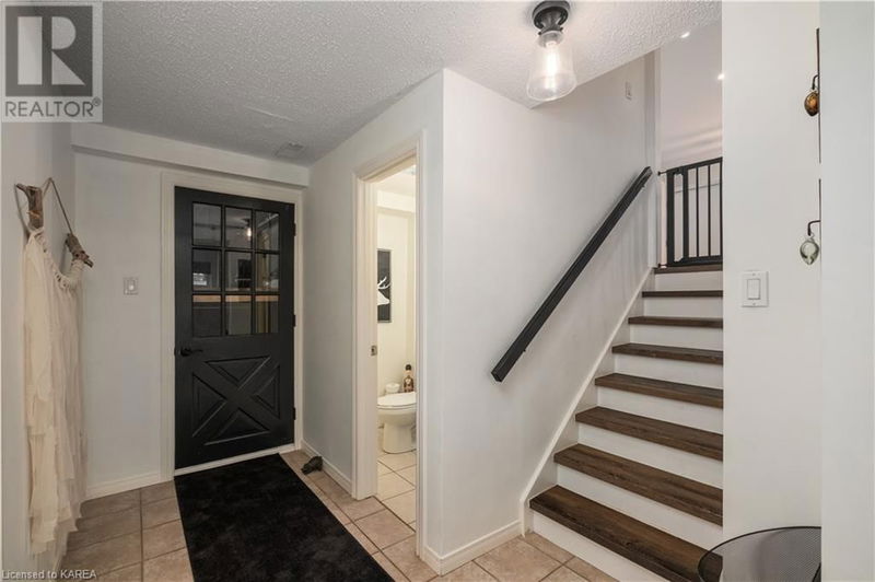 87 SUNSET Boulevard  Kingston, K7M4W2 | Image 20