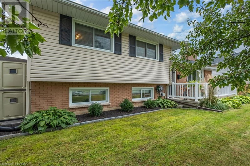 87 SUNSET Boulevard  Kingston, K7M4W2 | Image 32