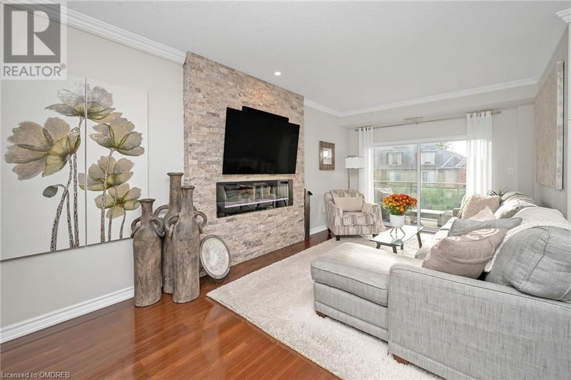 5070 FAIRVIEW Street  Burlington, L7L0B8 | Image 11