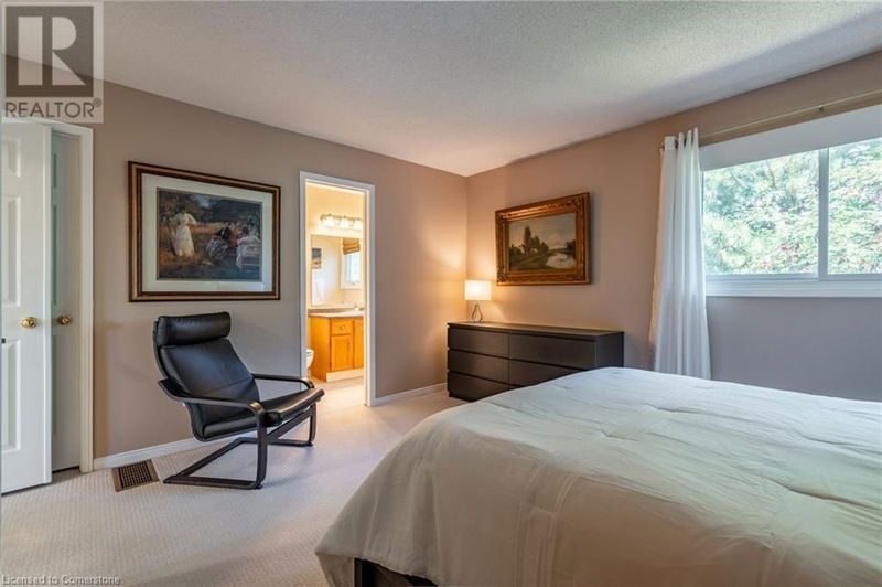 2155 DUNCASTER Drive  Burlington, L7P4R4 | Image 22