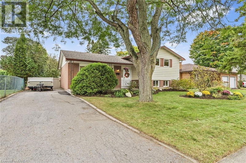 893 EVERITT Avenue  Kingston, K7M4R1 | Image 3