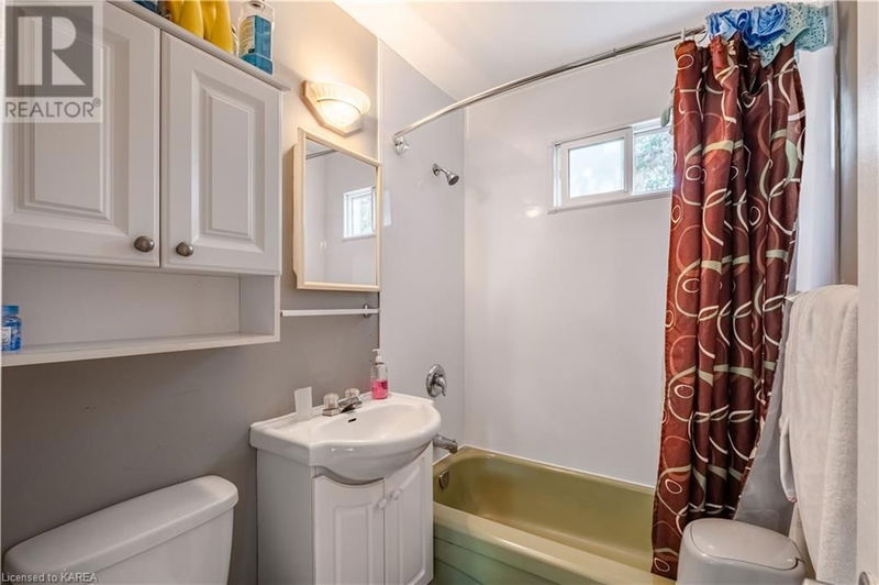 21 CHERRY Street  Kingston, K7K3W2 | Image 24