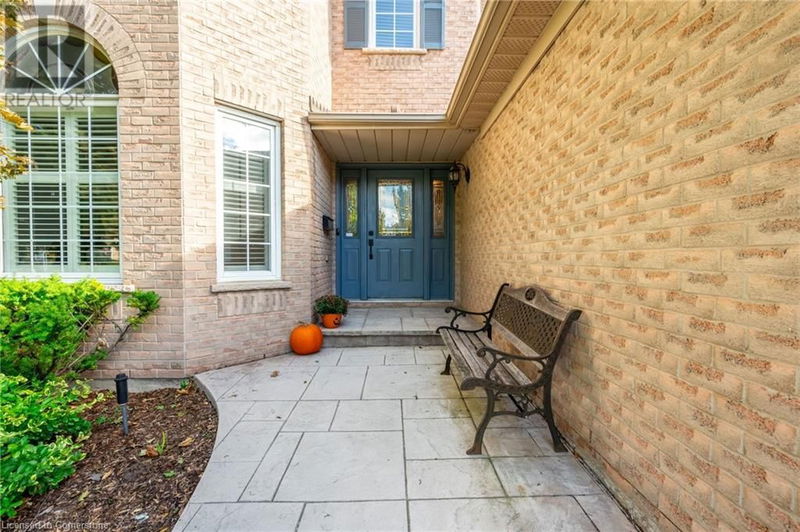 4268 MILLCROFT PARK Drive  Burlington, L7M4J6 | Image 3