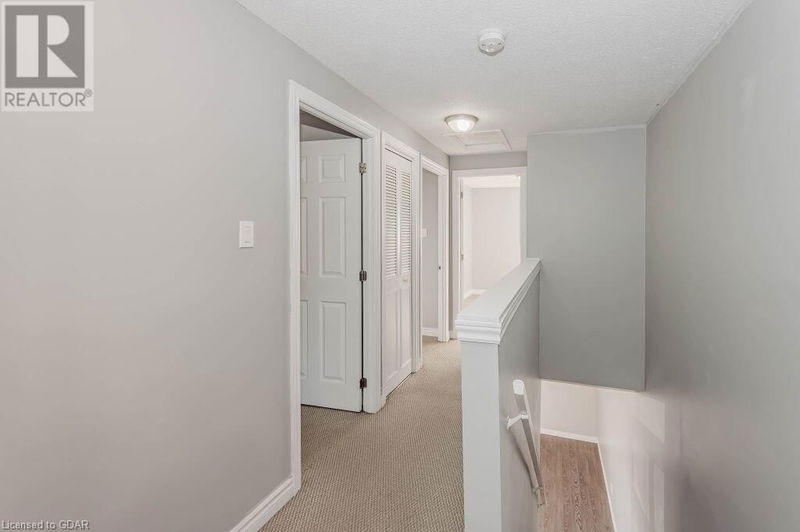 700 PAISLEY Road  Guelph, N1K1A3 | Image 11